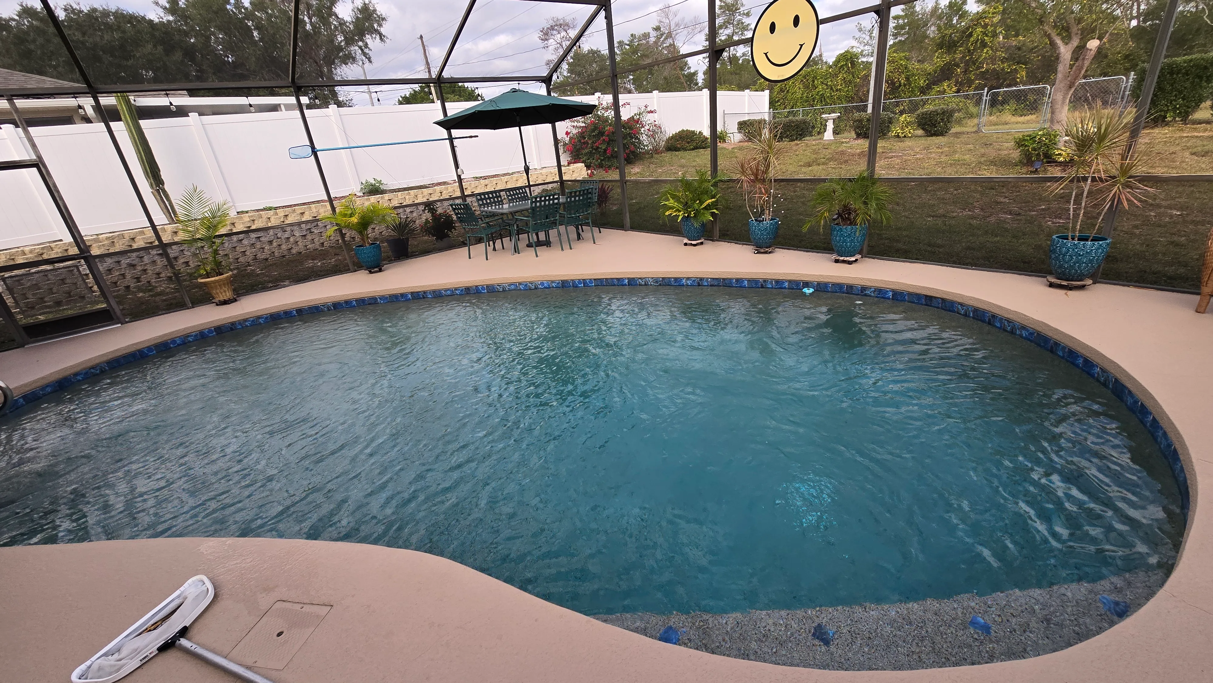 Pool Service in Deltona and DeBary: What Weekly Care Should Include